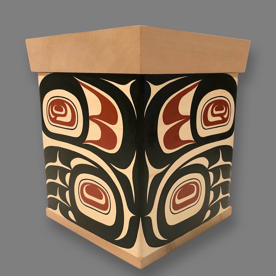 Grizzly Bear Bentwood Box