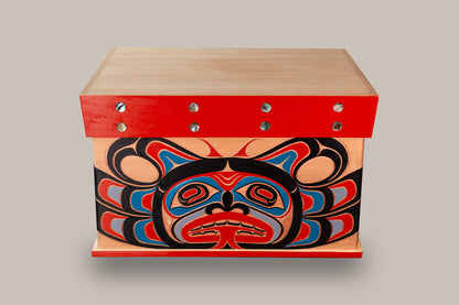 Sisiyutł Bentwood Box